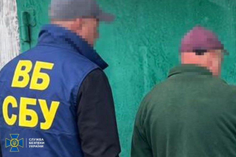 У Дніпрі затримали працівника оборонного заводу, що наводив ворожі атаки по місту