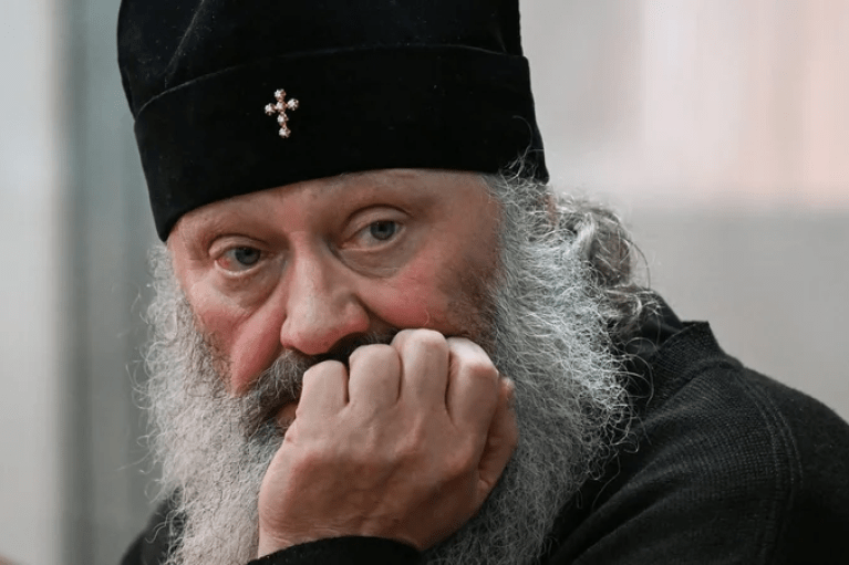 Митрополит УПЦ МП "Паша-Мерседес" заявил, что за ударом по Лавре стоит дьявол, а россияне "сочувствуют"