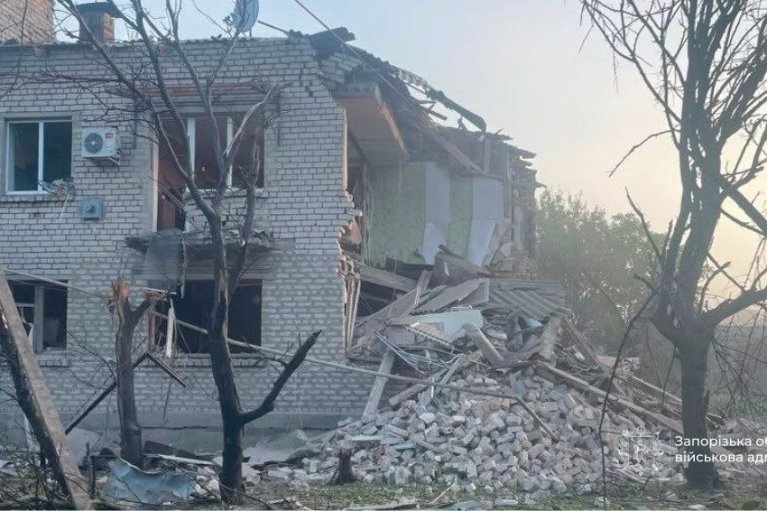 Враг за сутки атаковал полсотни городов и сел в Запорожье. Есть раненые