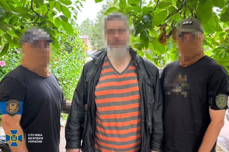 В Одесі затримали безробітного, що коригував атаки РФ по по Силах оборони