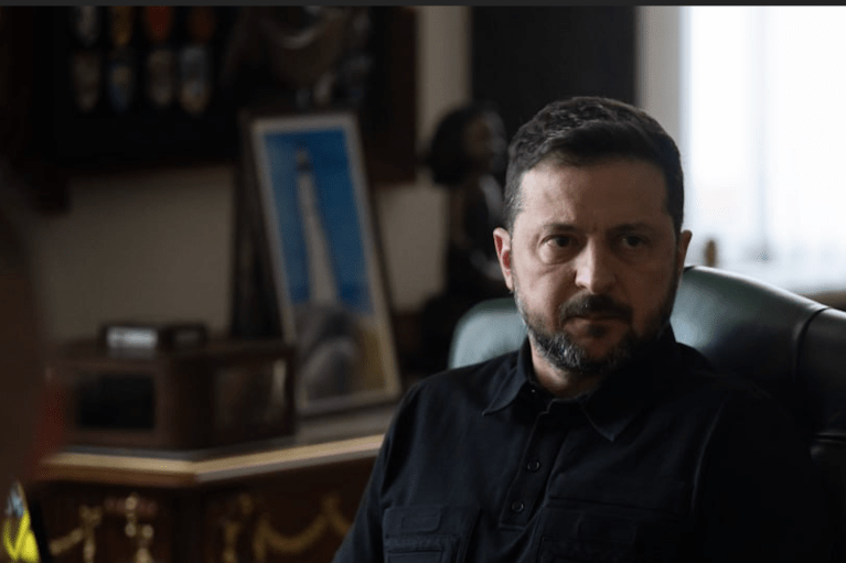 Зеленский провел очередное совещание с генералами: Драпатым, Апостолом и Горбатюком