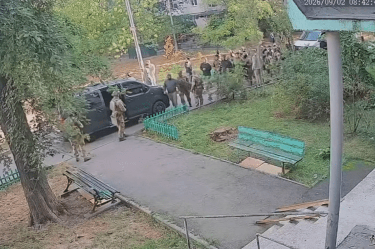 Появилось видео конфликта бойцов СБУ и ГУР