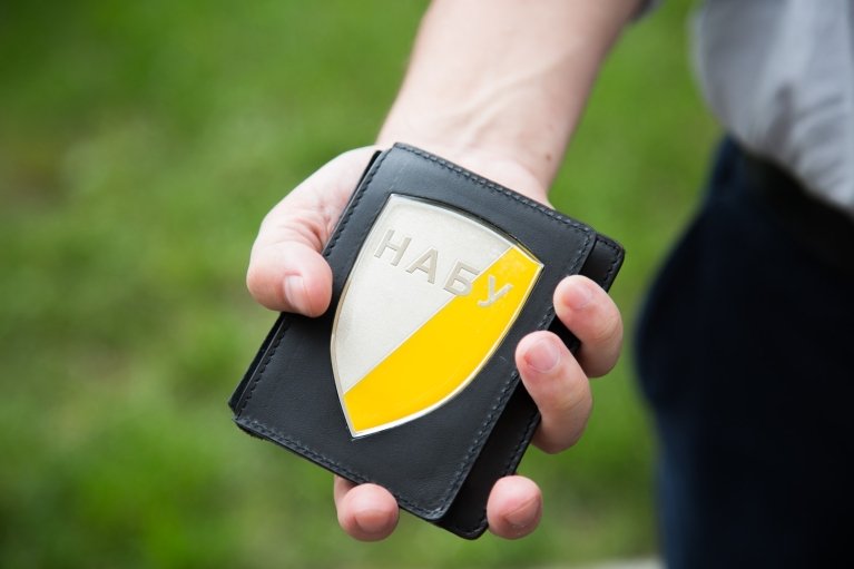 Спецоперація НАБУ щодо високопосадовців: нардеп Гончаренко та ЗМІ розповіли, у кого проводять обшуки