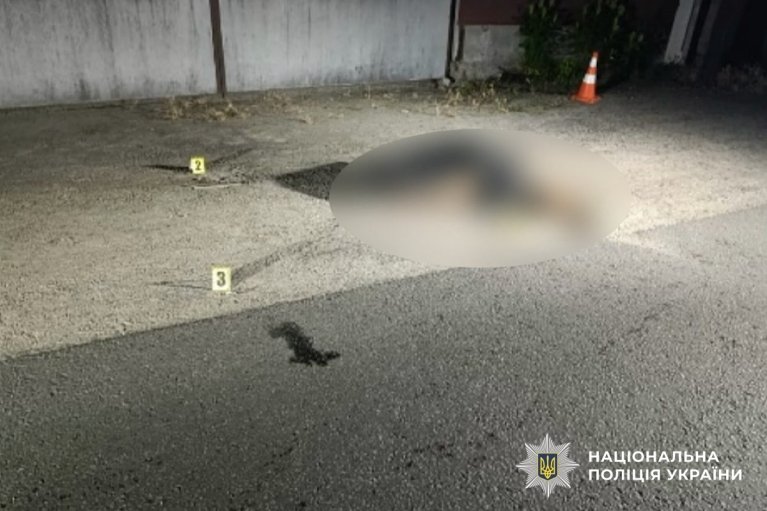 В Днепре злоумышленник бросил в патрульную гранату: четверо копов в больнице, нападающий погиб