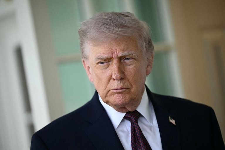 Трамп передумав транслювати у прямому етері страту військового, який убив 13 людей