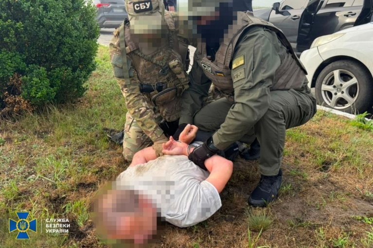 СБУ задержала вражеского агента, корректировавшего удары по Харьковщине с помощью видеоловушек