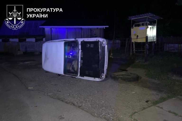 В Киевской области нетрезвый подросток сбил трех пешеходов: один из них скончался в больнице