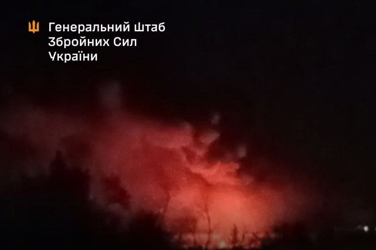 Официально: в оккупированном Крыму ВСУ ударили по составу безэкипажных катеров, разведывательному подразделению и двух железнодорожным мостам