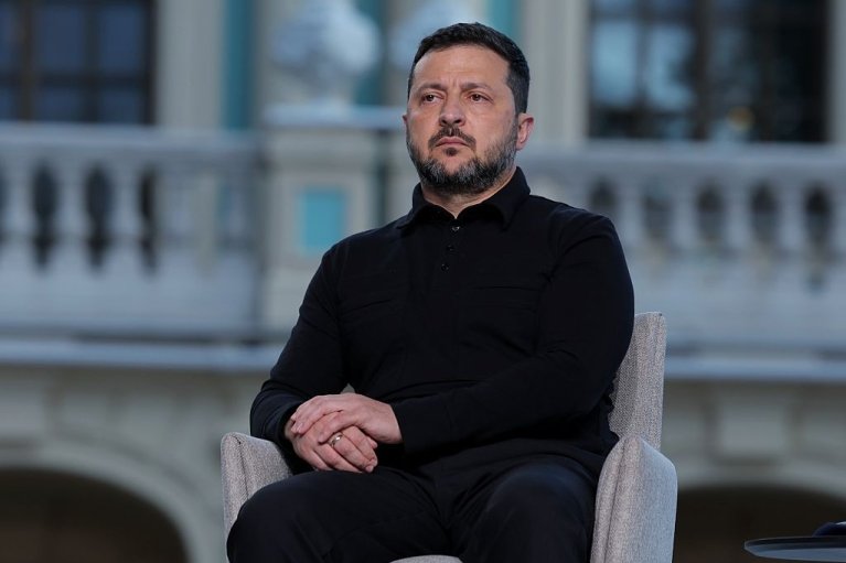 Кризис Банковой. Кто теперь будет слушаться Зеленского