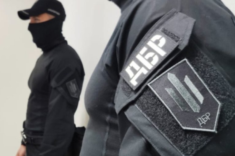 Справедливость для бойцов: в рамках спецоперации ДБРовцы уже провели 46 обысков в 11 областях