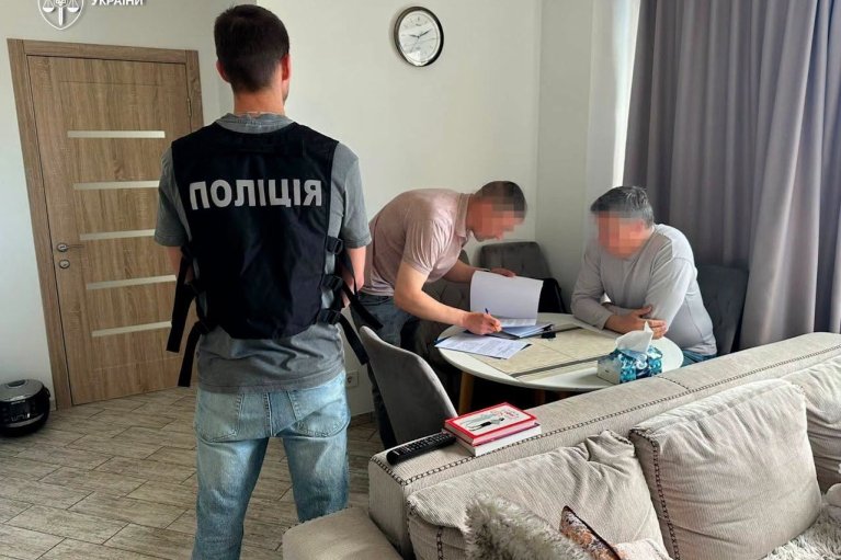 Эксминистр культуры получил подозрение за организацию псевдогастролей, фактически ставших "путевками" для ухилянтов