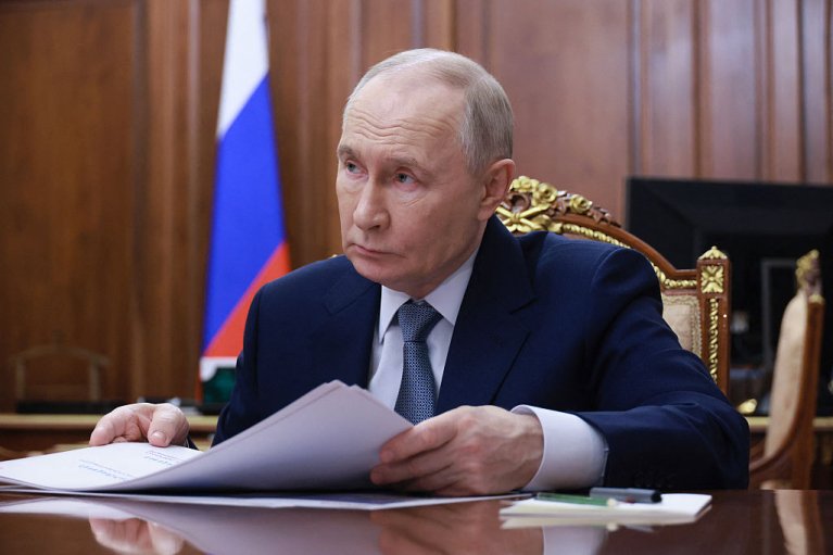Путін доручив росіянам готуватися до повернення військових з війни