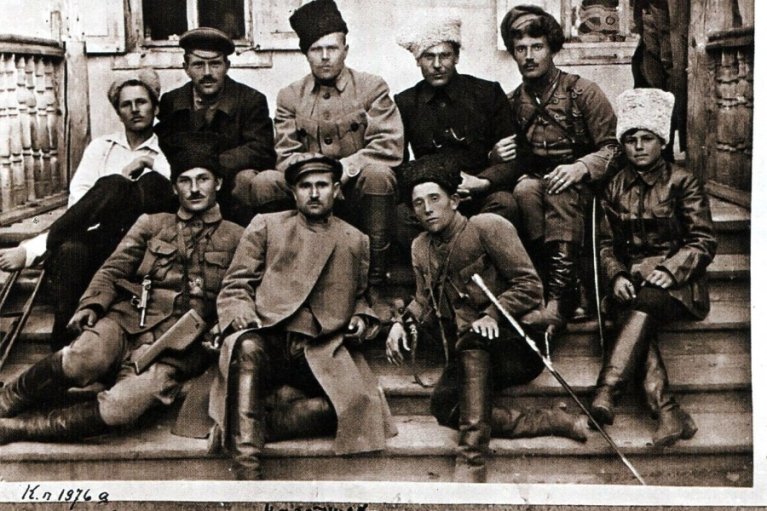"Поле изуродованных трупов". Як армія батька Махна змела денікінців під Уманню