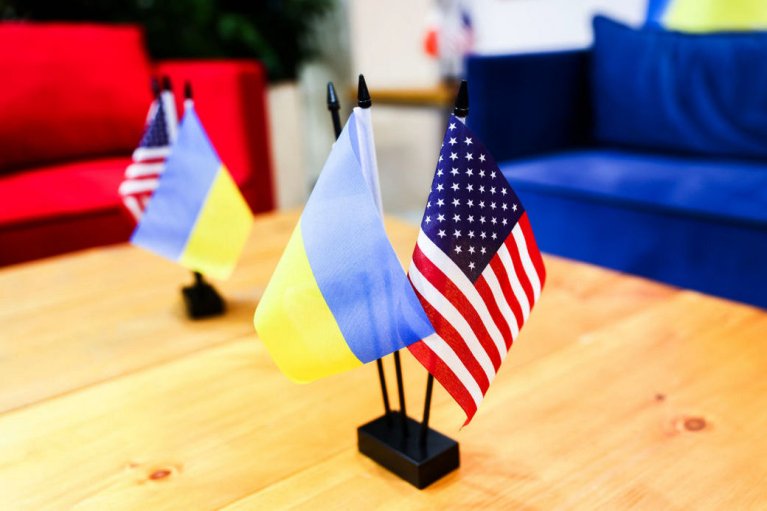В ожидании почти чуда. От чего зависит успех переговоров в США