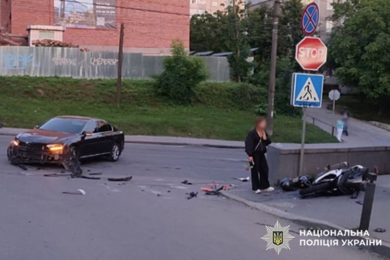 В Хмельницком произошло ужасное ДТП с участием мотоцикла