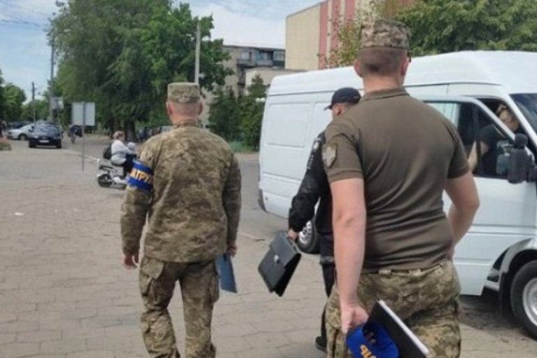 СБУ задержала двух злоумышленников, совершивших теракт во Львовской области, ранив военнослужащего
