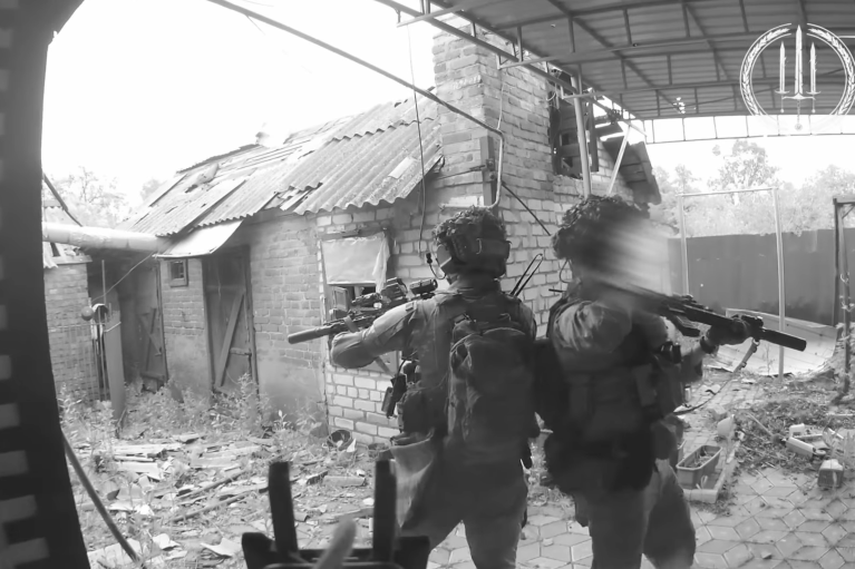 Спецназовцы показали, как зачищают врага в Донецкой области (ВИДЕО)