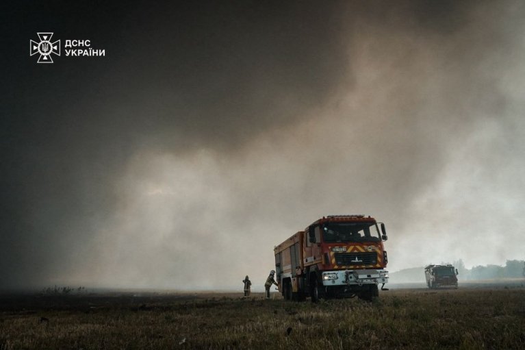РФ безперервно атакує Київщину. В ДСНС показали наслідки (ФОТО)