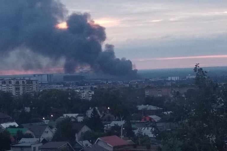 На Росії бідкаються через атаку майже 600 дронів