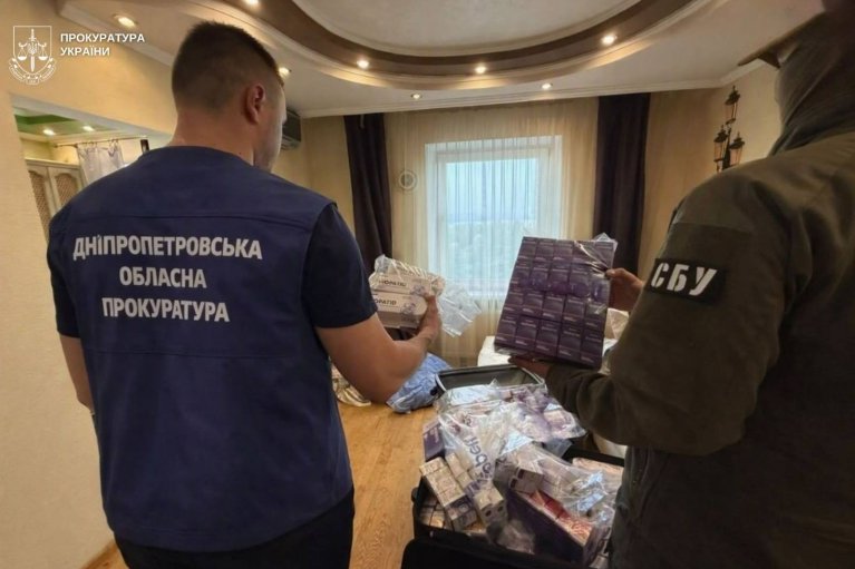 В Україні проводять одночасно сотні обшуків через фальсифікований Biopatid (ФОТО)