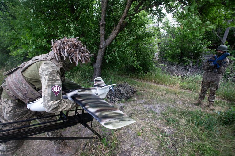 Сили оборони ліквідували 1190 російських окупантів та 51 артсистему за добу, — Генштаб