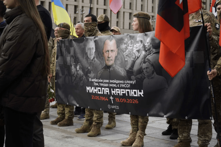 У Києві попрощалися зі співзасновником УНА-УНСО, колишнім політв’язнем Кремля Миколою Карпюком (ФОТО)
