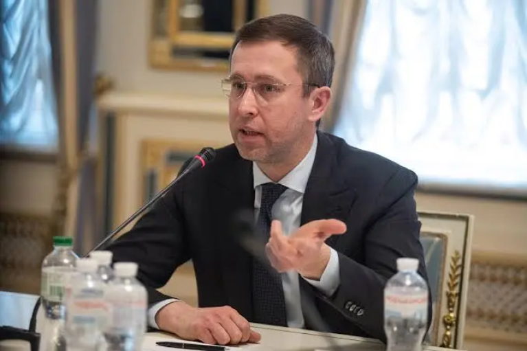 Правительство сокращает более четырех тысяч должностей и это только первый этап оптимизации, — Корецкий