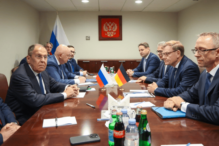 Уперше з 2022 року: очільник МЗС Німеччини провів зустріч із Лавровим
