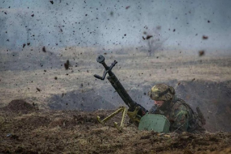 Російська армія призупинила наступ на двох напрямках, — DeepState