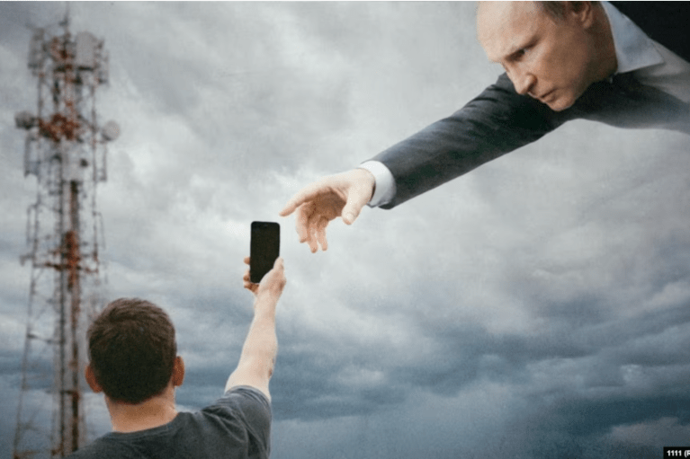 У Криму окупанти "дозують" місцевим мобільний зв'язок та інтернет