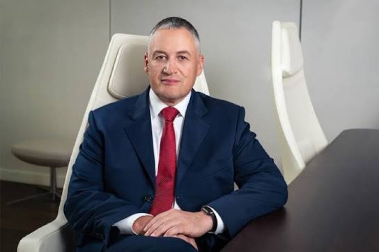 Кооператив "Озеро" дав тріщину