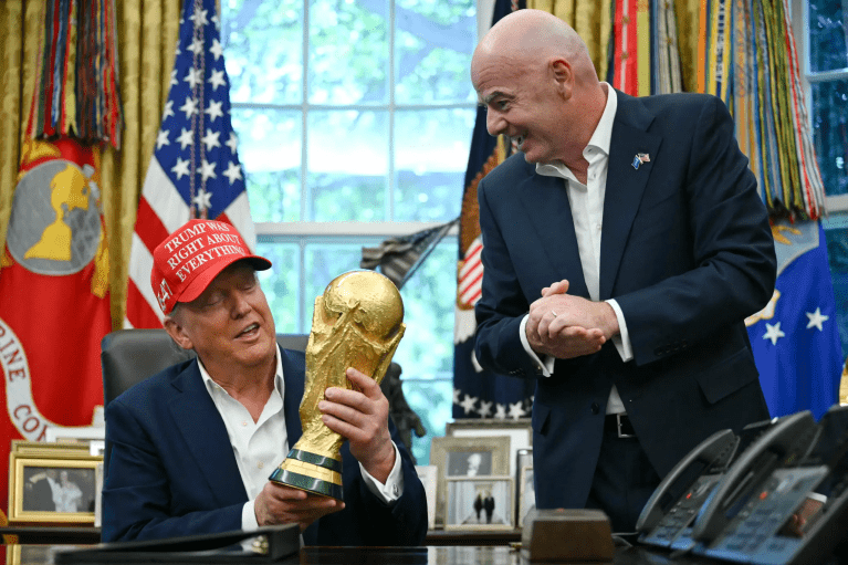 ЗМІ: Трамп заявив, що новим генсеком ООН повинен стати президент ФІФА Інфантіно