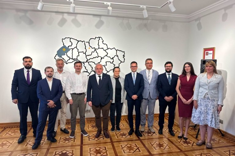 Украина и Польша продвинулись в вопросе проведения эксгумаций