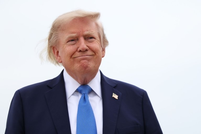 Трамп розглядає можливість зняття санкцій з "чорної каси" Путіна, - ЗМІ
