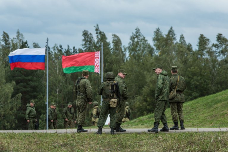 Беларусь ведет масштабное военное строительство на границе с Украиной
