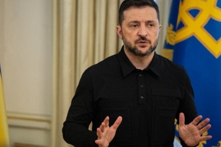 Зеленский анонсировал кадровые изменения и в ряде посольств