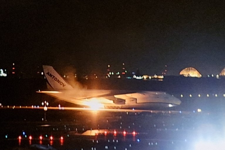 У Японії загорівся український вантажний літак Ан-124 "Руслан"