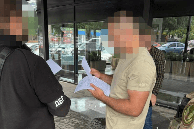 Избиения в "Скале": Суд арестовал подозреваемого без права внесения залога