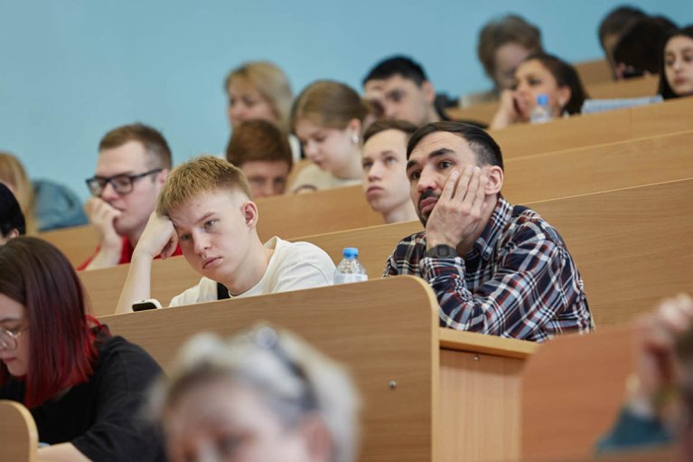 У украинских студентов вырастут стипендии в новом учебном году: кто сколько будет получать