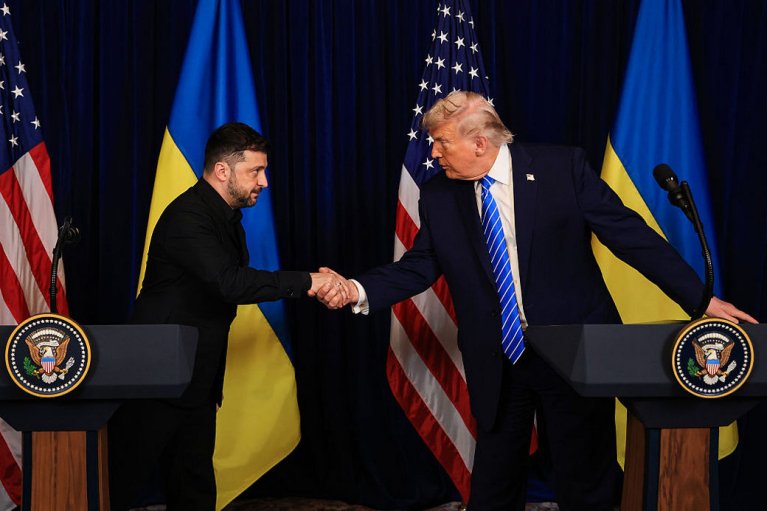 Зеленский планирует вскоре встретиться с Трампом: названы сроки и главные темы разговора