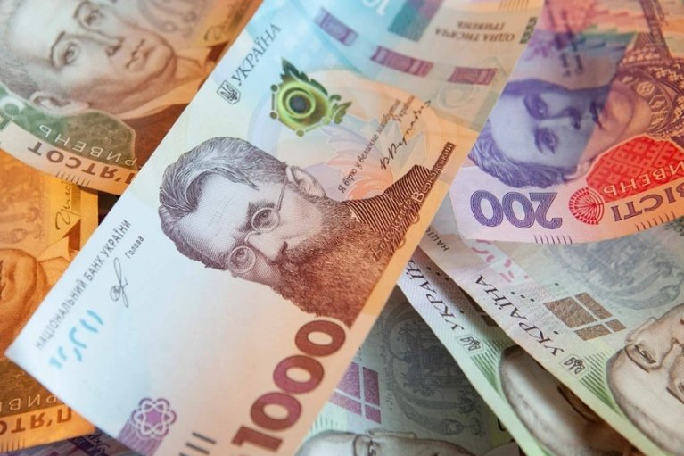 Работникам культуры в новом году обещают повышение зарплат до +70%