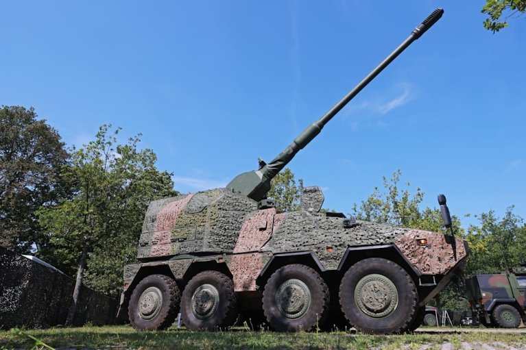 Пісторіус визнав постачання Україні нових гаубиць