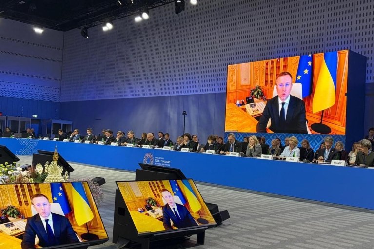 Украине не хватает 30 млрд евро на следующий год, — премьер