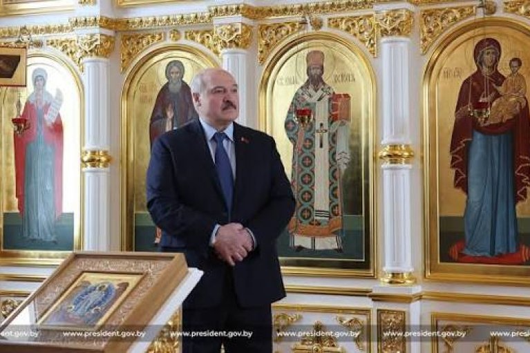 Лукашенко берет под свой личный контроль все вопросы религии в Беларуси