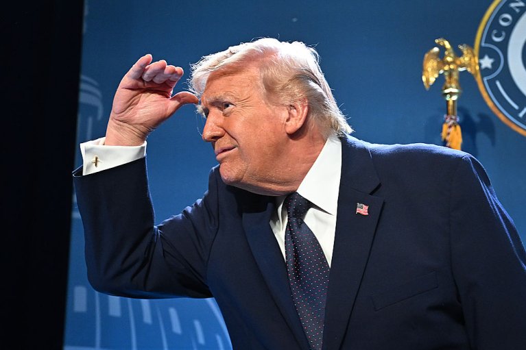 Рейтинг Трампа серед американців впав до історичного мінімуму, — опитування Reuters