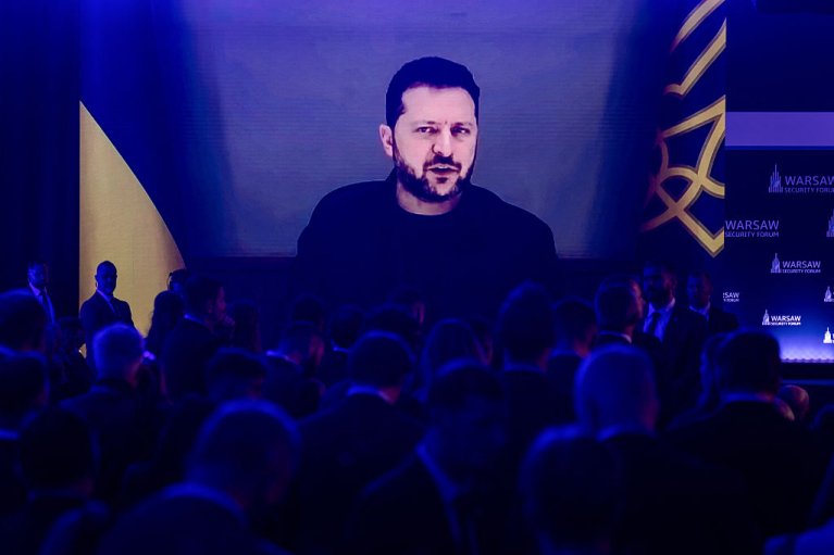 Отобрать все, кроме кресла. Как Еврокомиссия планирует ослабить властную монополию Зеленского