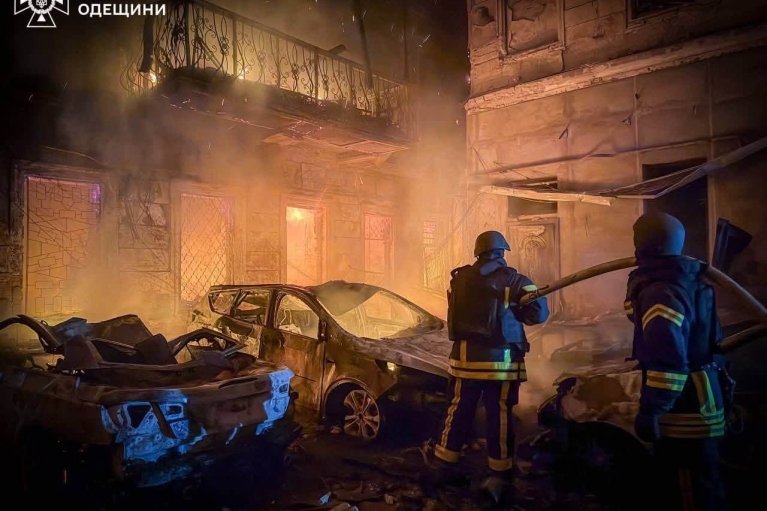 Одещина в огне: раненые, разрушенные дома и разбитые авто (ФОТО, ВИДЕО)