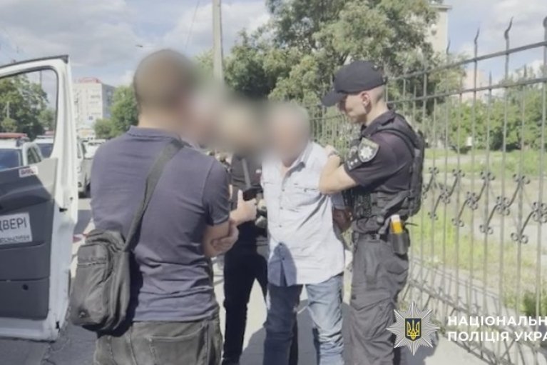 В Кременчуге произошла резня в маршрутке: есть раненые (ВИДЕО)