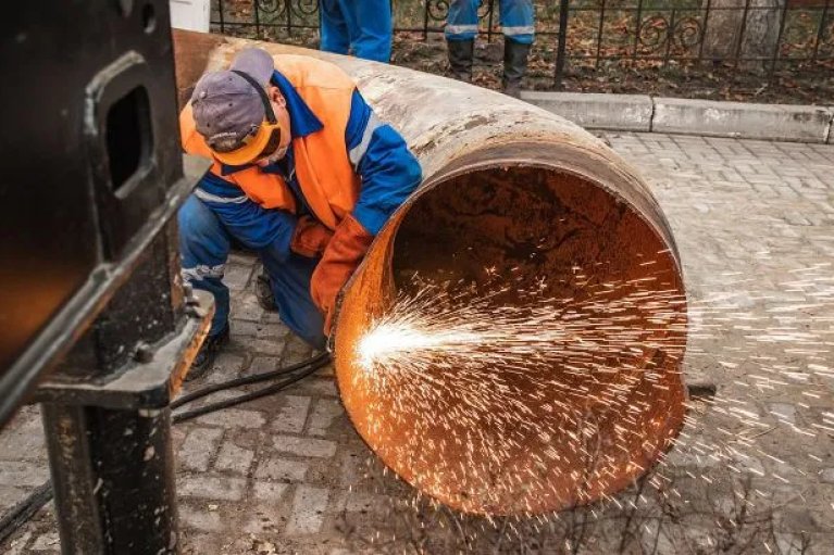  Після зустрічі з мешканцями Теремків було вирішено залишити чинний варіант тепломережі, але максимально зберегти дерева, — КМДА