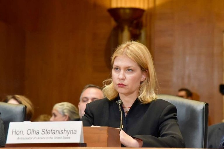 ВАКС избрал меру пресечения экс-послу Украины в США Стефанишиной